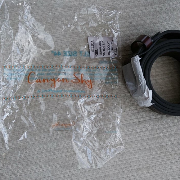 Canyon Sky Eagle Leather Honeycomb Print Belt - Picture 12 of 16